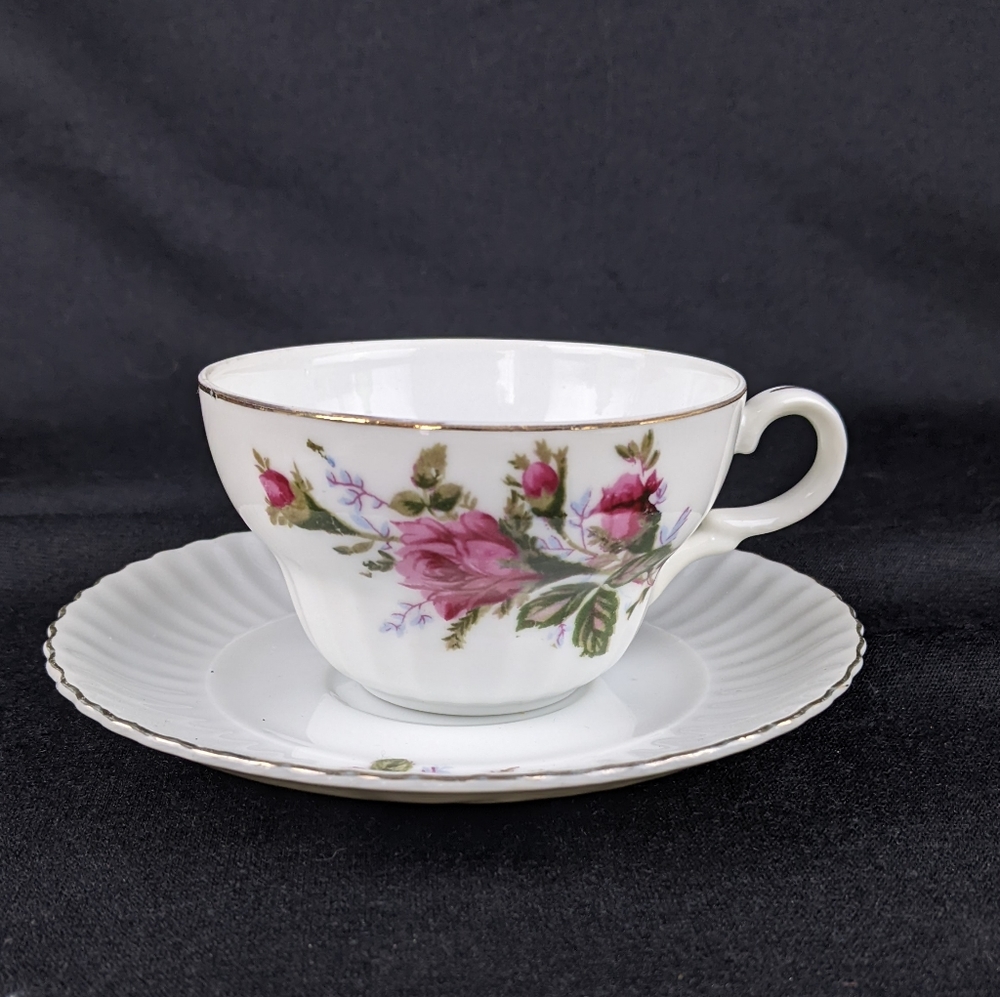 Vintage Japan made floral teacup & saucer